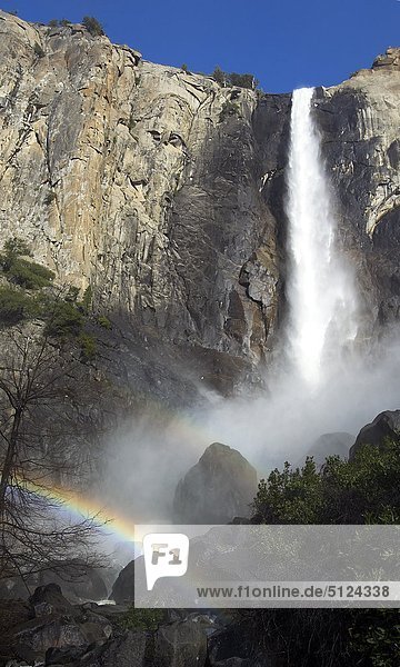 California  Yosemite National Park: Yosemite falls