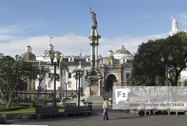 Ecuador  Quito  Pichincha  Independence Square  the cathedral  the governement palace and war memorial