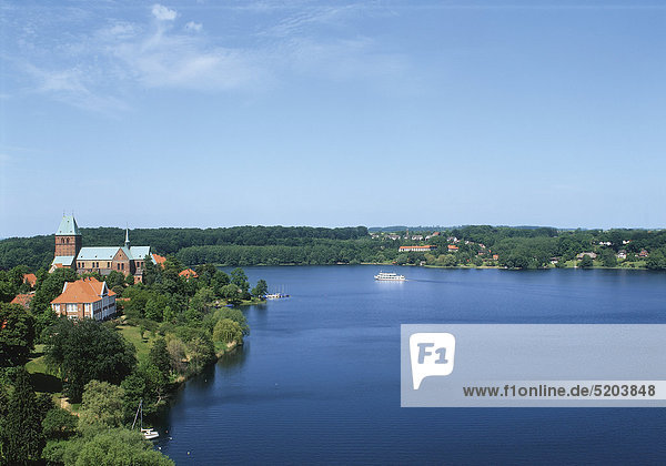 Ratzeburg  See und Dom  Schleswig-Holstein  Deutschland