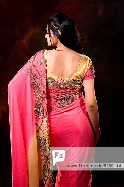 Designer  pink  Rückansicht  Sari