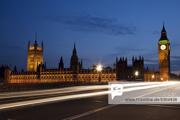 Europa Großbritannien London Hauptstadt Brücke Westminster Abenddämmerung England Houses of Parliament