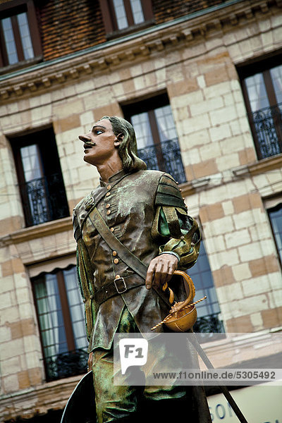 Neue Statue von Cyrano de Bergerac  Bergerac  Aquitanien  Dordogne  Frankreich  Europa