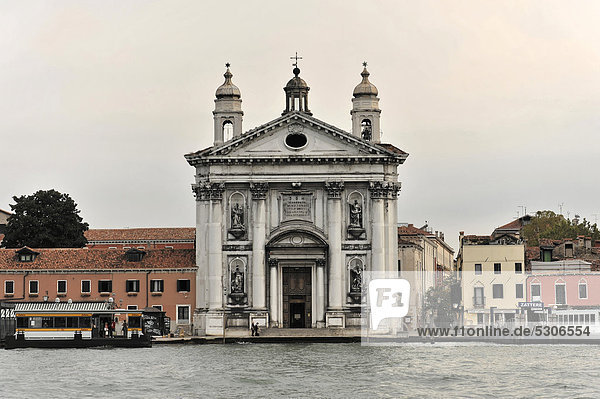 Kirche San Maria della Rosario  erbaut 1726 - 1743  Fondamenta Zattere  Canale della Giudecca  Venezia  Venedig  Italien  Europa
