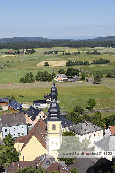 Blick von Burgruine Thierstein Fichtelgebirge Oberfranken Franken Bayern Deutschland Europa