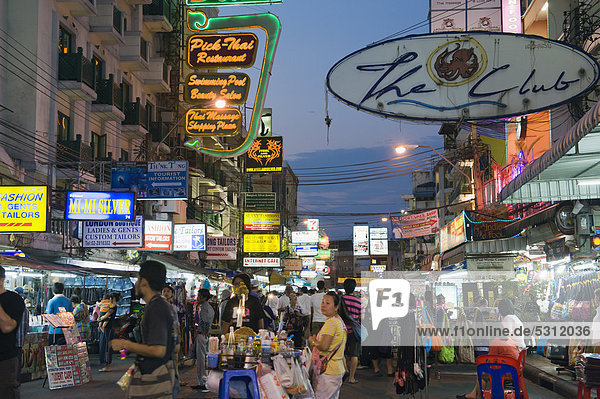 Khao San Road at night  Banglampoo  Bangkok  Thailand  Southeast Asia  Asia