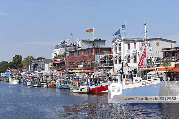 Harbour  Warnemuende sea resort  Mecklenburg-Western Pomerania  Germany  Europe