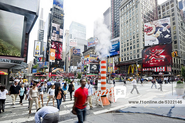 Morning rush hour in Times Square  Manhattan  New York  USA