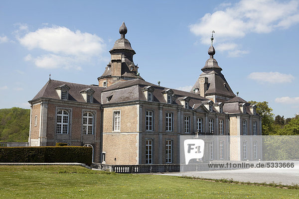Ch‚teau de Modave oder Schloss Modave  Modave  Provinz Lüttich oder LiËge  Wallonie oder Wallonien  Belgien  Europa
