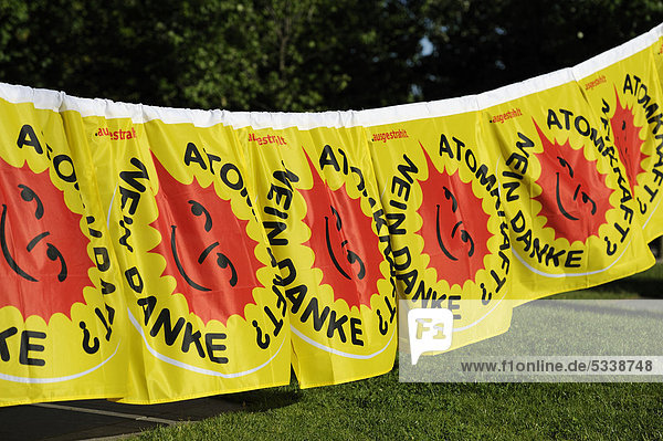 Hängeplakate Atomkraft? Nein danke  gegen Atomstrom