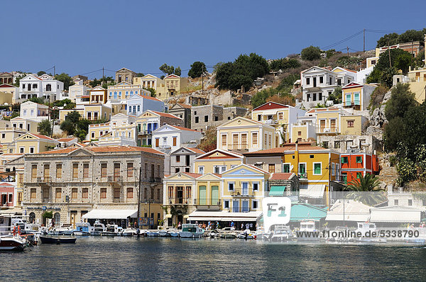 nahe Europa Gebäude klein Ignoranz Insel Sehenswürdigkeit Griechenland Rhodos Symi