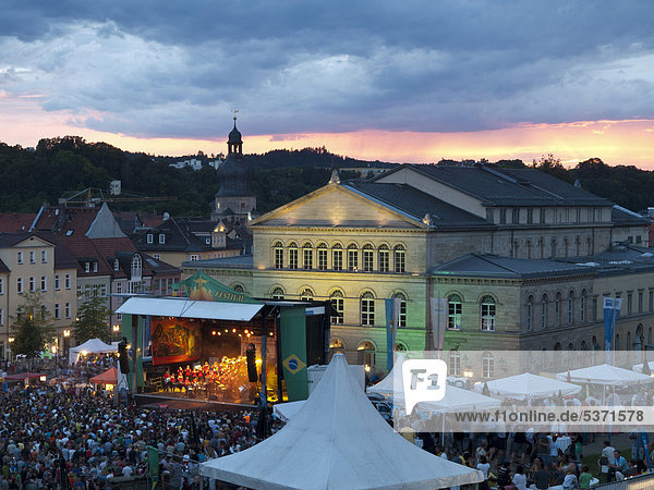 Samba-Festival Coburg  Bühne vor dem Landestheater  Coburg  Oberfranken  Franken  Bayern  Deutschland  Europa
