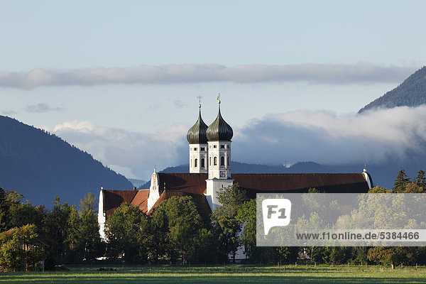 Kloster Benediktbeuern  Oberbayern  Bayern  Deutschland  Europa  ÖffentlicherGrund