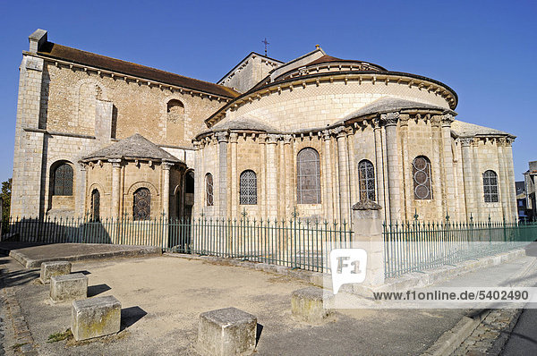 Eglise Saint Hilaire le Grand Kirche  französischer Jakobsweg  Poitiers  Departement Vienne  Poitou-Charentes  Frankreich  Europa  ÖffentlicherGrund