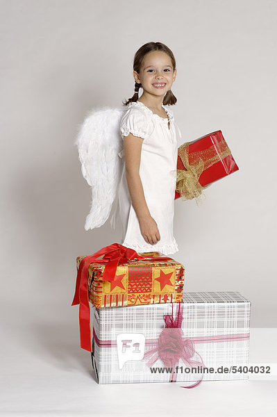 Geschenk hoch oben Weihnachten Kleidung Mädchen Engel