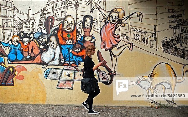 Frau  gehen  Hintergrund  jung  Genf  Graffiti  Schweiz