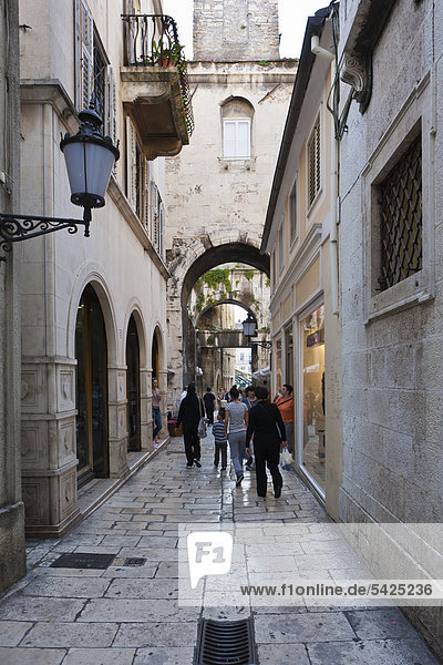 Die Altstadt von Split  Kraj Svetog Ivana  Mitteldalmatien  Dalmatien  Adriaküste  Kroatien  Europa  ÖffentlicherGrund