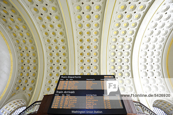 Interior view  display panel  Great Main Hall  waiting room  Union Station  Washington DC  District of Columbia  United States of America