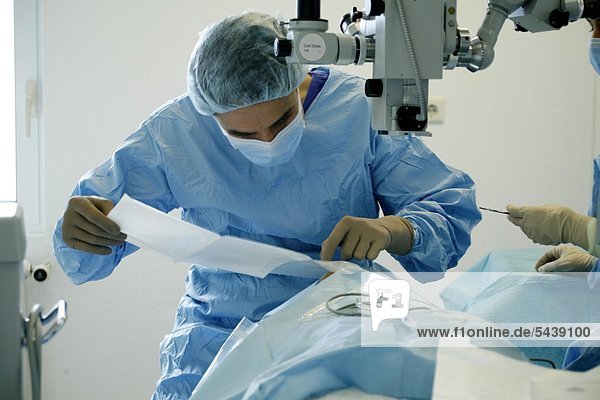 Vorbereitung Chirurg Chirurgie