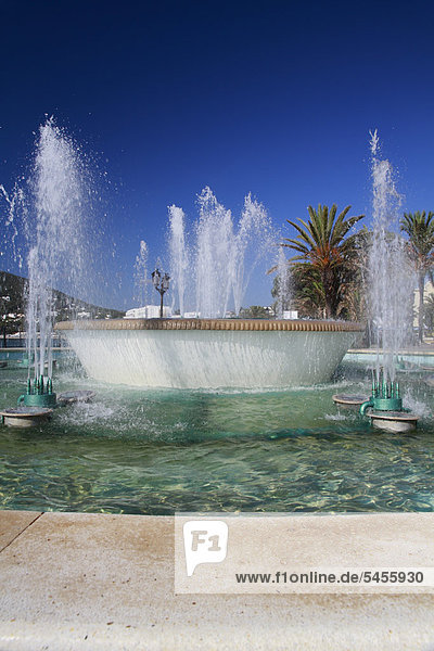 Fountain at the Santa Eulalia beach promenade  Santa Eulalia  Ibiza  Balearic Islands  Spain  Europe