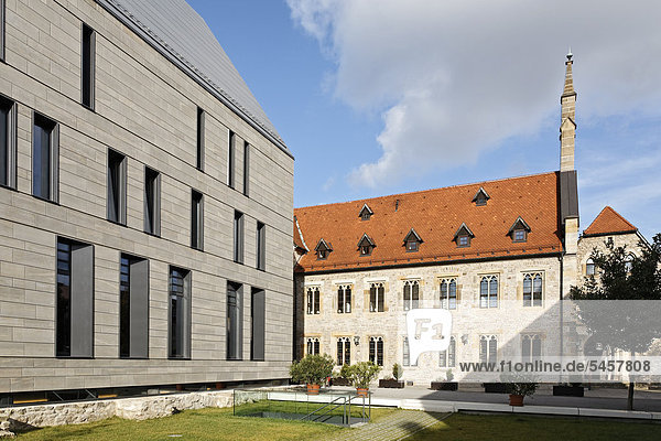Augustinerkloster Erfurt mit Bibliotheks-Neubau  Martin-Luther-Stätte  Thüringen  Deutschland  Europa