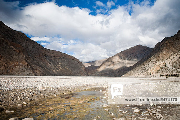 Getrocknete Flusstal in Nepal