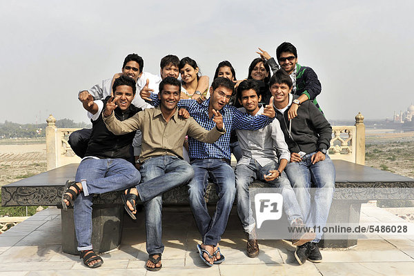 Indian students on an excursion  visit to the tomb of Akbar the Great  Sikandra  Agra  Uttar Pradesh  North India  India  Asia