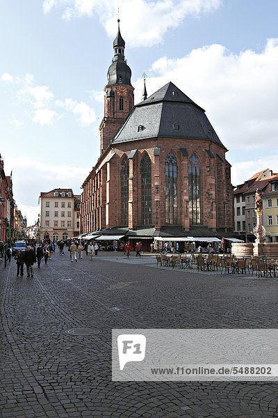 Blick vom Marktplatz zur Heiliggeistkirche  Heidelberg  Baden-Württemberg  Deutschland  Europa