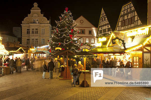 Weihnachtsmarkt am Alter Markt  Unna  Ruhrgebiet  Nordrhein-Westfalen  Deutschland  Europa  ÖffentlicherGrund