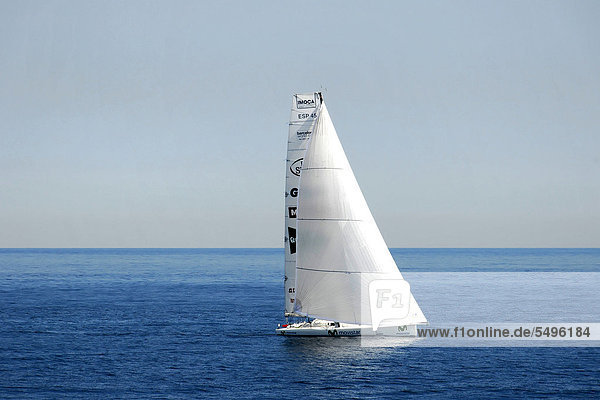 Segeljacht  großes Segelboot  Straße von Gibraltar  Marokko  Nordafrika  Afrika