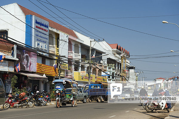 Vientiane Hauptstadt Straße Laden Vietnam Asien Laos Straßenverkehr
