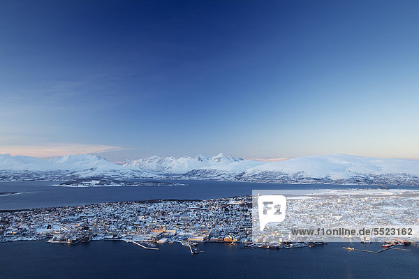 Troms¯ oder Tromsö  Norwegen  Europa