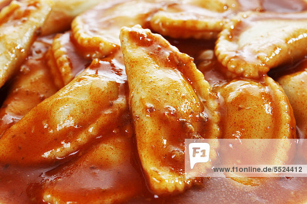Ravioli aus der Dose  Closeup