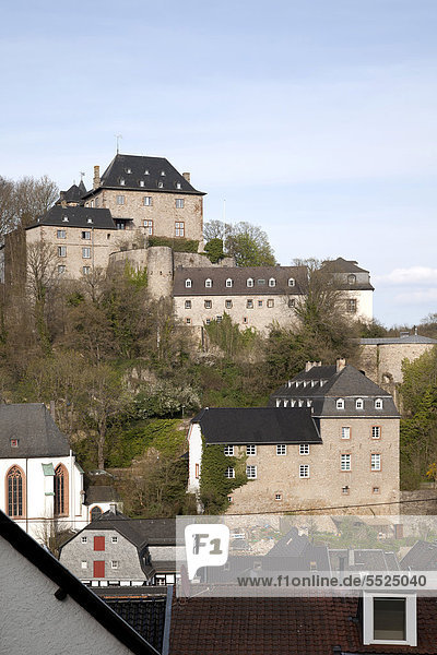 Burg Blankenheim  Blankenheim  Eifel  Nordrhein-Westfalen  Deutschland  Europa  ÖffentlicherGrund