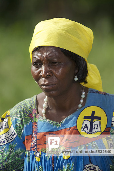Frau  Porträt  CWF  Christian Women's Fellowship  Bamenda  Kamerun  Afrika