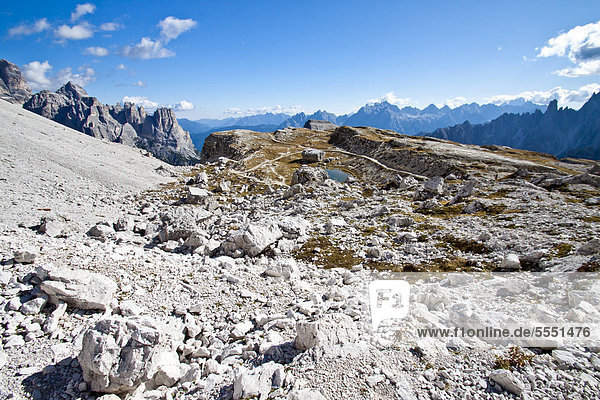 Drei-Zinnen-Wanderweg  Dolomiten  Italien  Europa
