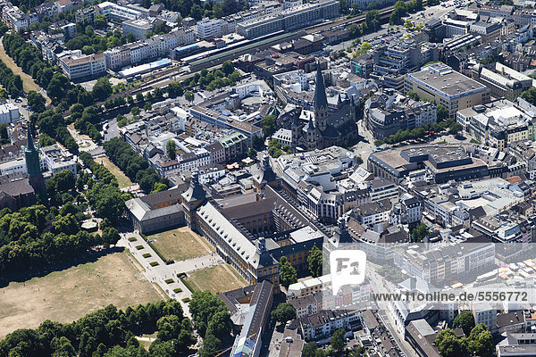 Europa Deutschland Nordrhein-Westfalen Bonn Luftbild der Stadt