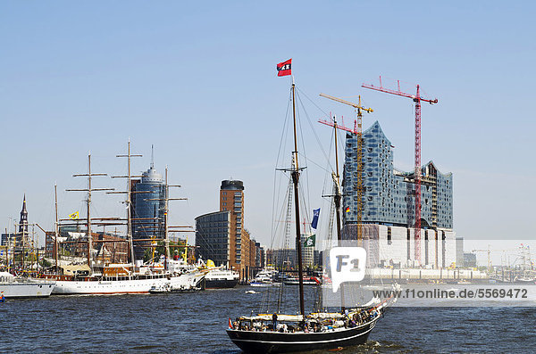 Historic sailing ship on the Elbe river during the harbour anniversary celebrations in 2011  Hamburg  Germany  Europe
