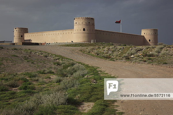 Fort Sinesilas in Sur  Oman  Arabische Halbinsel  Naher Osten