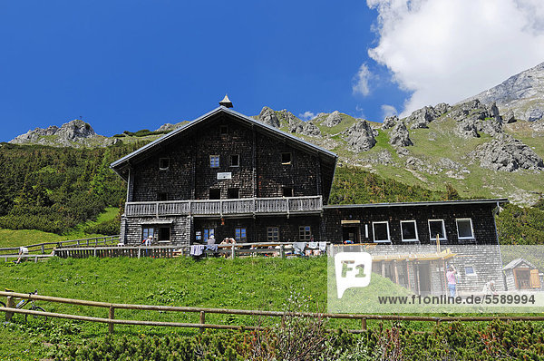 Berghütte Carl v. Stahl-Haus  Nationalpark Berchtesgaden  Berchtesgadener Land  Bayern  Deutschland  Europa  ÖffentlicherGrund