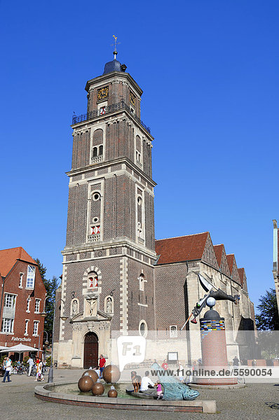 Lamberti-Kirche  Kirche St. Lamberti  Coesfeld  Münsterland  Nordrhein-Westfalen  Deutschland  ÖffentlicherGrund