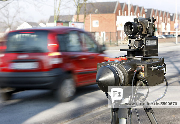 Radar speed equipment being used by the police photocall speed check marathon of the police in North Rhine-Westphalia on 10 February 2012 start of a long-term campaign against speeding in North Rhine-Westphalia Germany Europe