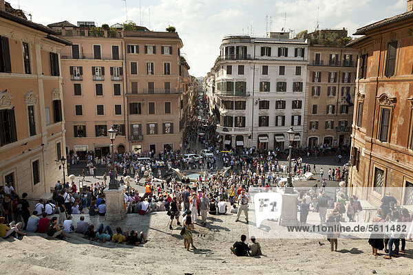 Crowds of tourists at the Spanish Steps  Rome  Lazio  Italy  Europe