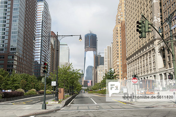 Vereinigte Staaten von Amerika USA hoch oben bauen Bankenviertel sehen aufwärts Nordamerika Bundesstraße New York City vorwärts One World Trade Center