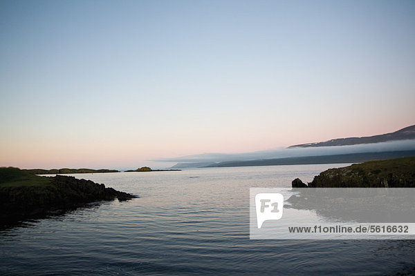Twilight Wasserlandschaft  Vopnafjordur  Austurland  Island