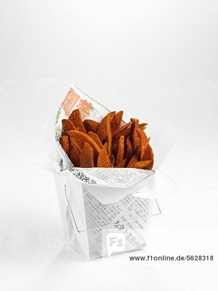 Pommes frites in Take-Out-Box
