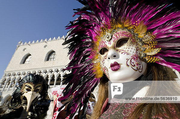 Venezianische Masken  Karneval von Venedig  Venetien  Italien  Europa