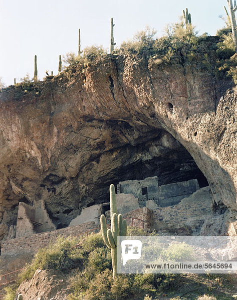 Alte Höhlenwohnungen im Tonto Nationalpark  Arizona
