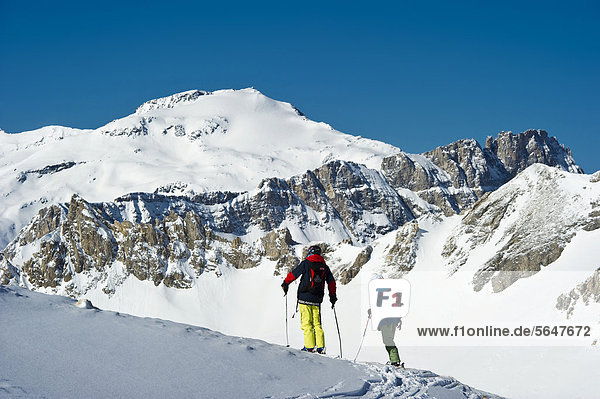 Skitourenläufer  Tignes  Val d'Isere  Savoyen  Alpen  Frankreich  Europa