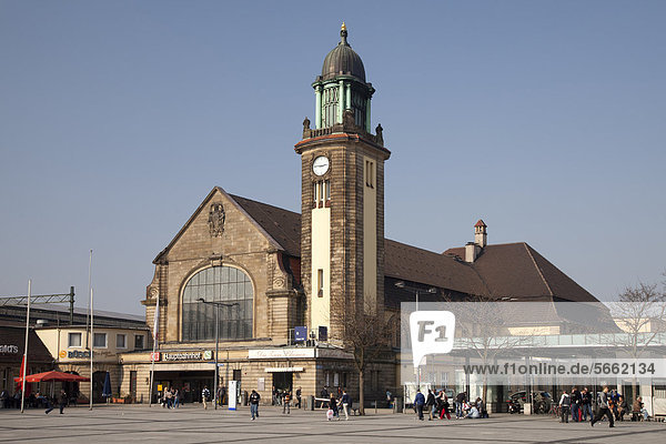 Hauptbahnhof  Berliner Platz  Hagen  Ruhrgebiet  Nordrhein-Westfalen  Deutschland  Europa  ÖffentlicherGrund