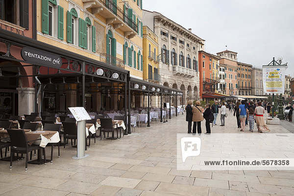 Restaurants in Piazza Bra  Verona  Veneto  Italy  Europe  PublicGround